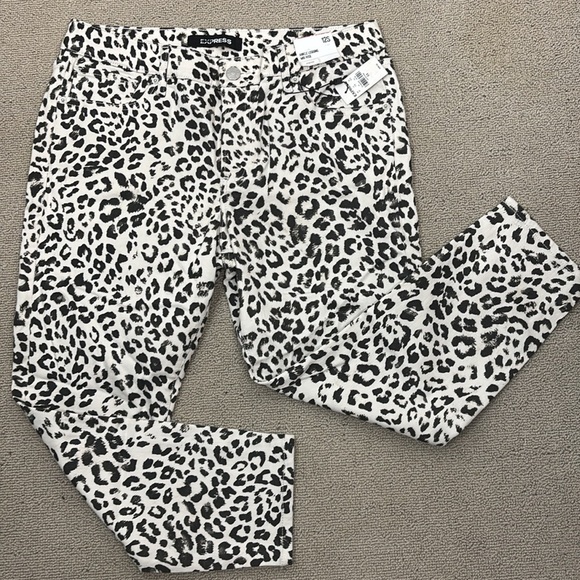 Express Mid Rise Ankle Leopard Print Pants-NWT- 12 SHORT - Picture 5 of 13